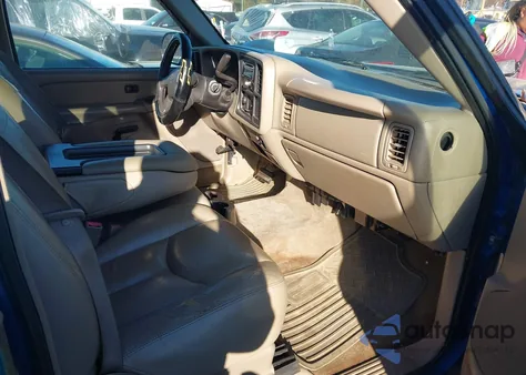 2003 Chevrolet Silverado 1500 Ls z USA, uszkodzony, nr VIN 2GCEC19T831408268